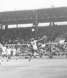 The Hull defence under pressure