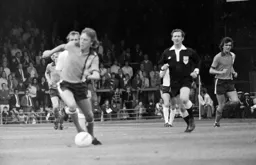 Andy King moves forward