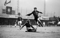 Alan West in full flight