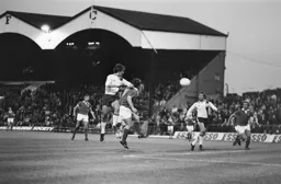 Lil Fuccillo heads for goal