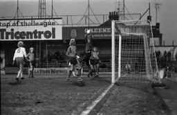 Tony Knight handles well