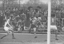 Ron Futcher heads wide