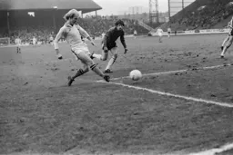 Ron Futcher rounds the keeper to score opening goal