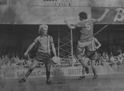 Ron Futcher lays the ball off