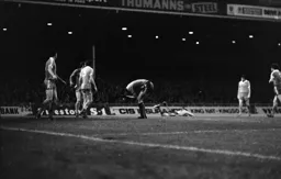 Gary Heale with head in hands after a last minute miss