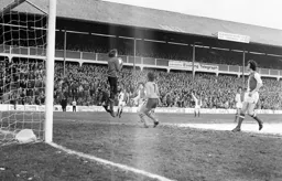 Jimmy Husband closes on the keeper