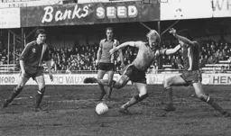 Ron Futcher shows perfect balance as he gets a shot away