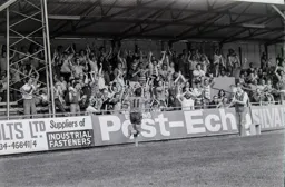 David Moss takes the plaudits from the Bobbers