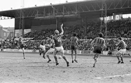 Alan Birchenall lets fly