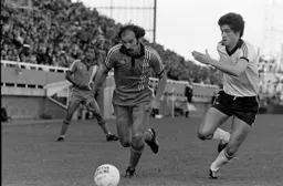 Bob Hatton off down the wing