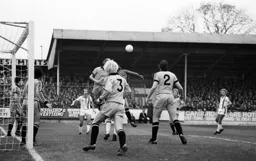 Crowded Cambridge box