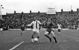 Bob Hatton enters the Swindon box