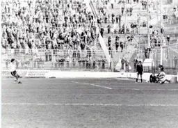 David Moss scores the Town's opener from the spot