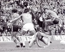 The Blues defence in a muddle