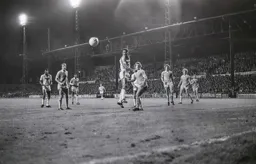 Brian Stein’s header goes wide