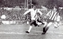 Godfrey Ingram races through