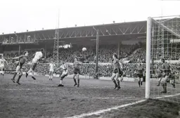 Ricky Hill heads Luton’s second