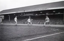 Steve White has a go