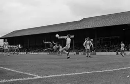 Brian Stein with a bicycle kick