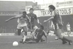 Brian Stein just about to be fouled in the area