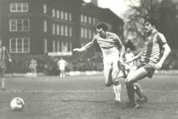 Mark Aizlewood joins a Luton attack