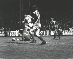 Brian Stein goes in where it hurts