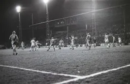 Brian Horton gets a shot away