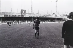 Rangers skipper Glen Roeder sent off in the first half