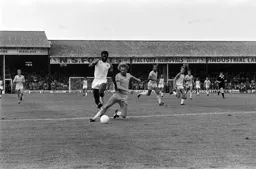 Mike Small rides the tackle