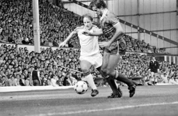 Paul Walsh takes on Mark Lawrenson