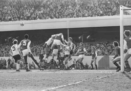 Arsenal Box scramble