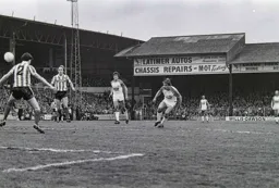 Wayne Turner tries his luck