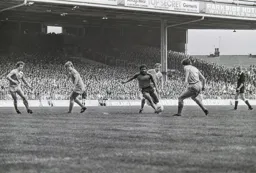 Ricky Hill about to shoot