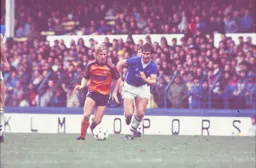 Paul Walsh skips clear