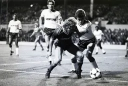 Mal Donaghy gets the better of Paul Walsh