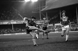 Mick Harford tries his luck