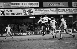 Mick Harford shows his war wound