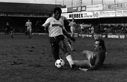 Ray Daniel rounds the keeper