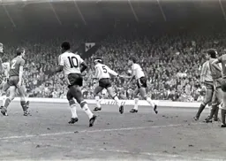 Steve Foster gets Mick Harford’s congrats