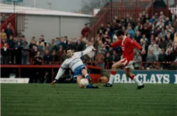 John Dreyer blocks the ball