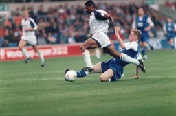 Dwight Marshall in full flight