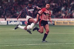 Dwight Marshall has the better of Brian Gayle