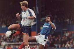 Kerry Dixon about to control the ball