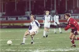 Tony Adcock spreads the play