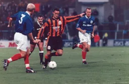 Scott Oakes on the attack