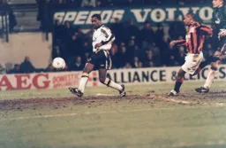 Dwight Marshall tries to close down Derby's Chris Powell