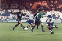 Ceri Hughes about to make a trademark tackle