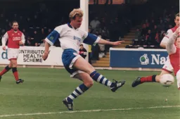 David Oldfield lets fly at Millmoor