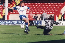 Stevo blocked this time as the Saddlers ride off with all the points