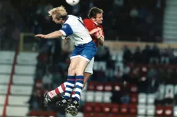 Skippy wins the aerial battle